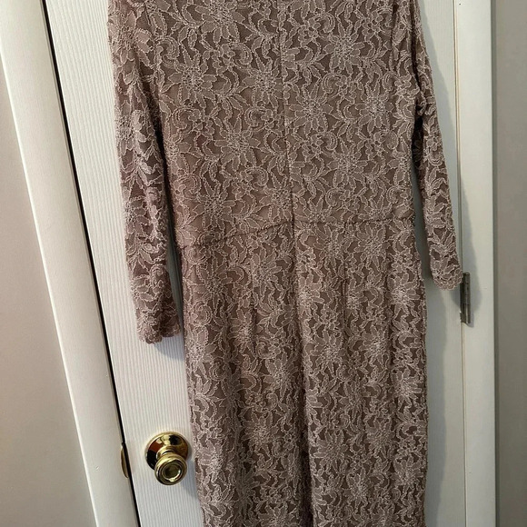 Jackie Jon New York Women Champagne Lace 3/4 Sleeve Beaded Dress, Size 12 Formal - Picture 4 of 7